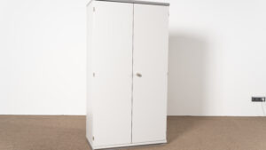 0236 Div. Designer Garderobenschrank