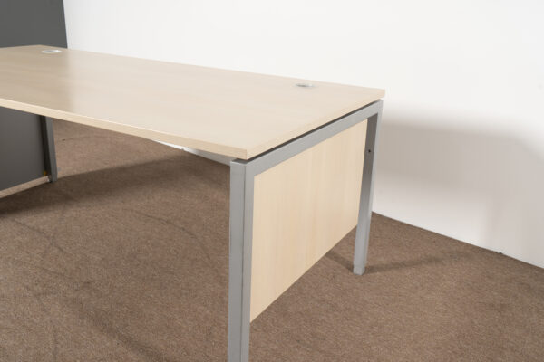 0147 Neudörfler Schreibtisch – Bild 3